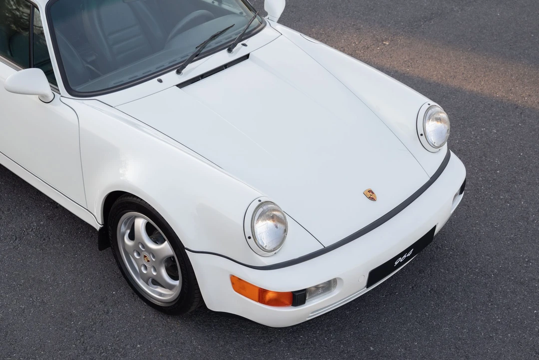 1994 Porsche 964 Carrera 4 - Image 24 of 31