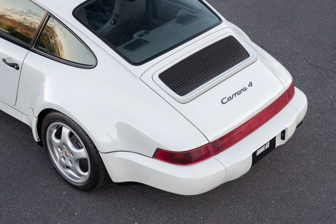 1994 Porsche 964 Carrera 4 - Image 25 of 31