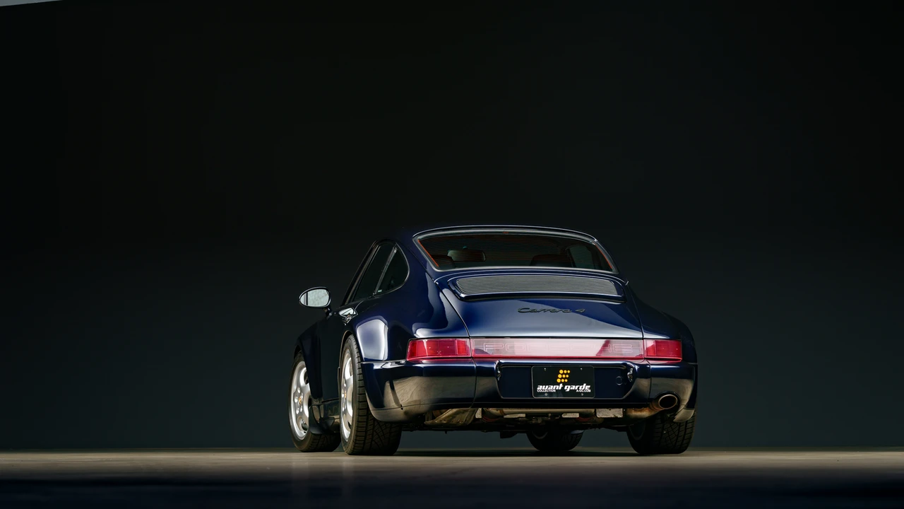 1994 Porsche 964 Carrera 4 - Image 22 of 31