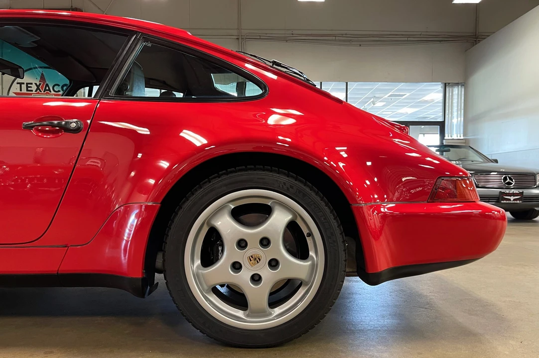 1994 Porsche 964 Carrera 4 - Image 20 of 31