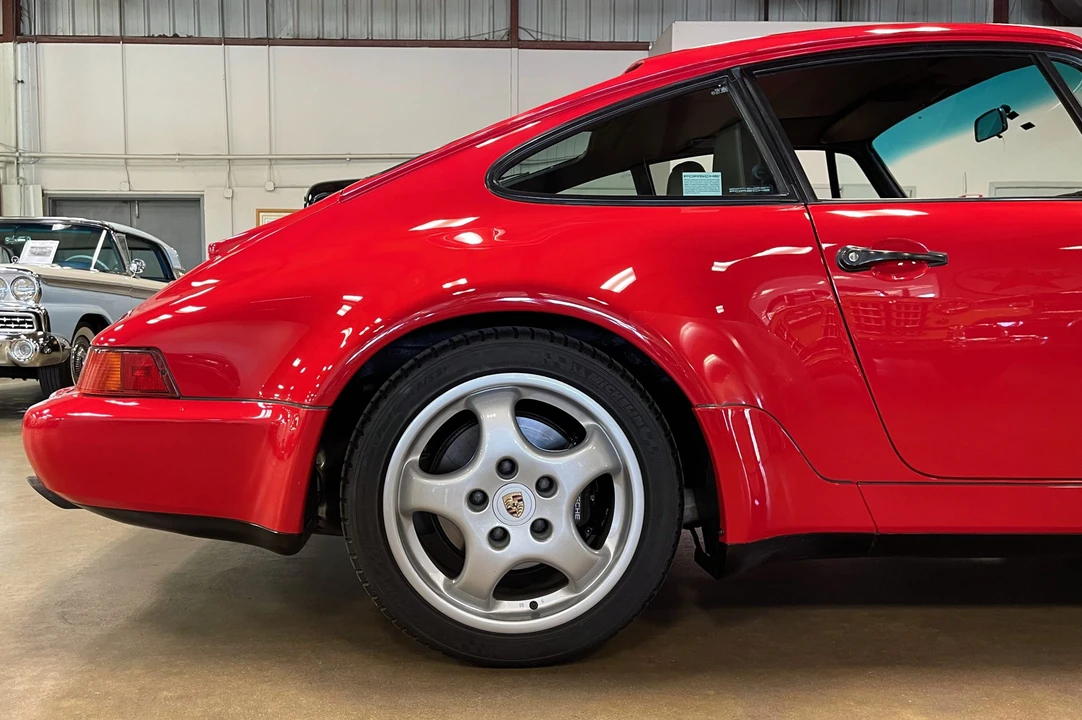 1994 Porsche 964 Carrera 4 - Image 21 of 31