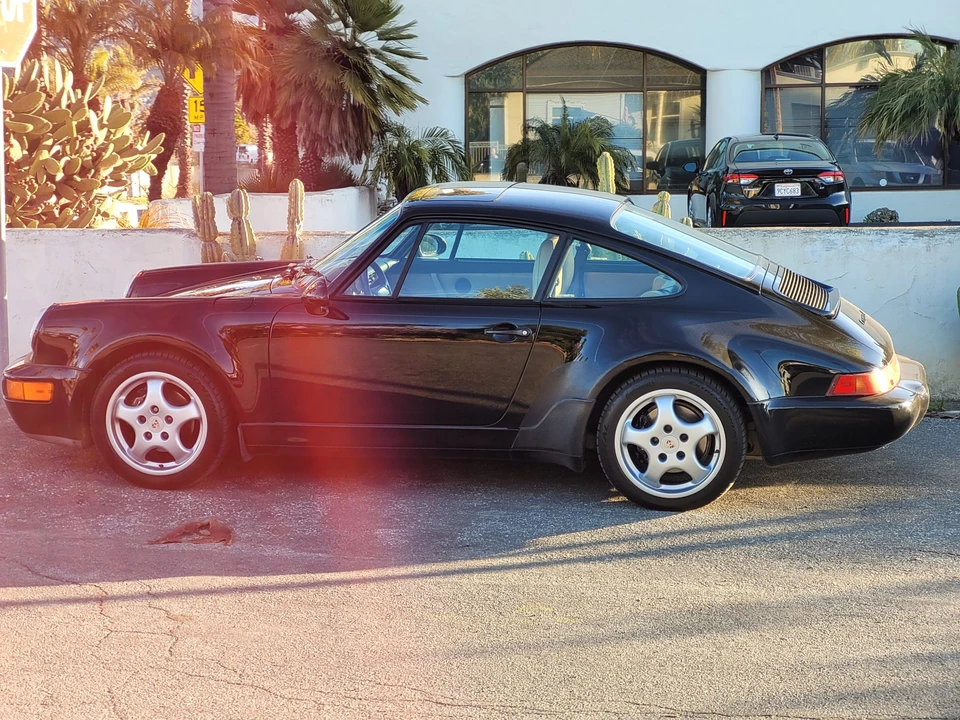 1994 Porsche 964 Carrera 4 - Image 27 of 31
