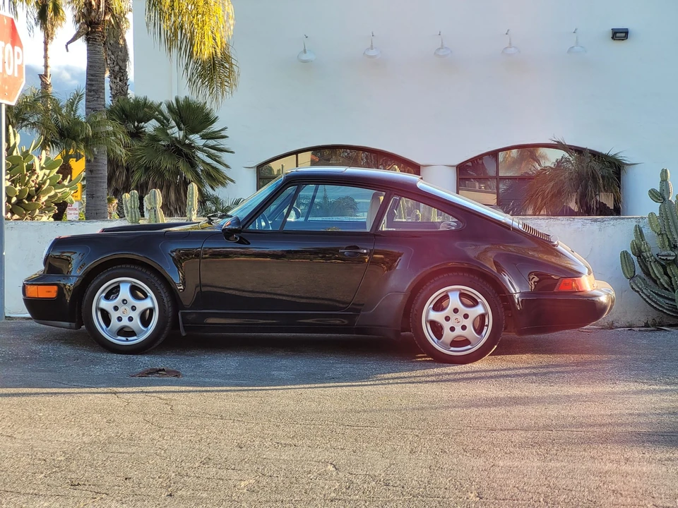 1994 Porsche 964 Carrera 4 - Image 25 of 31
