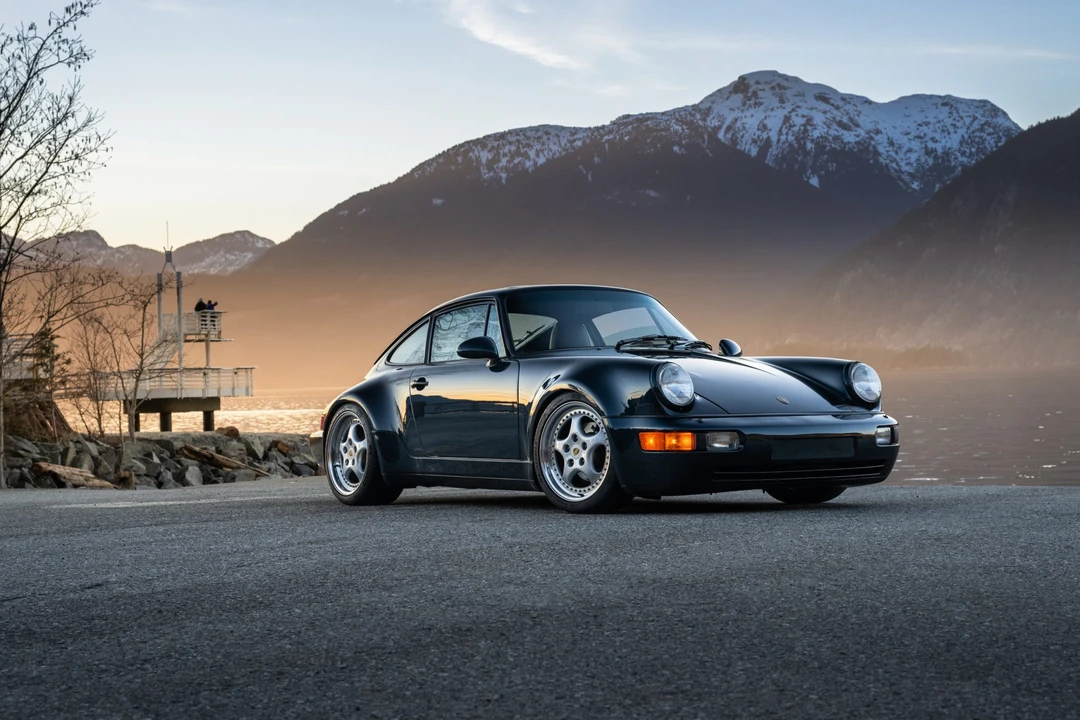 1994 Porsche 964 Carrera 4 - Image 2 of 31