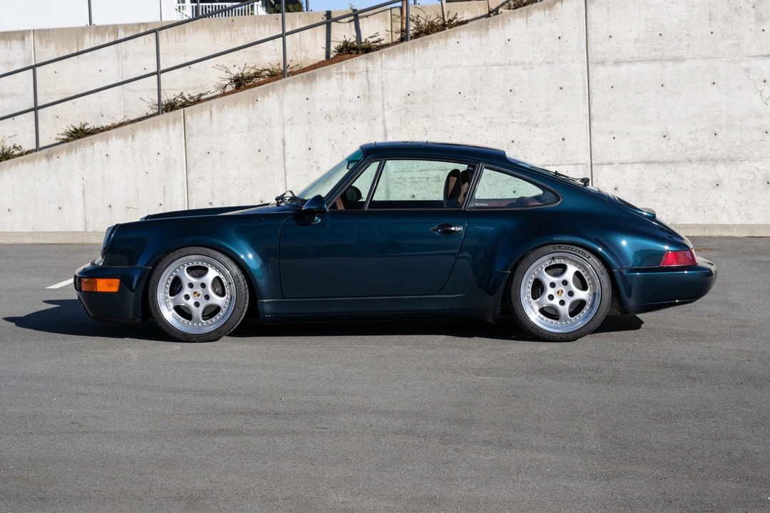1994 Porsche 964 Carrera 4 - Image 9 of 31