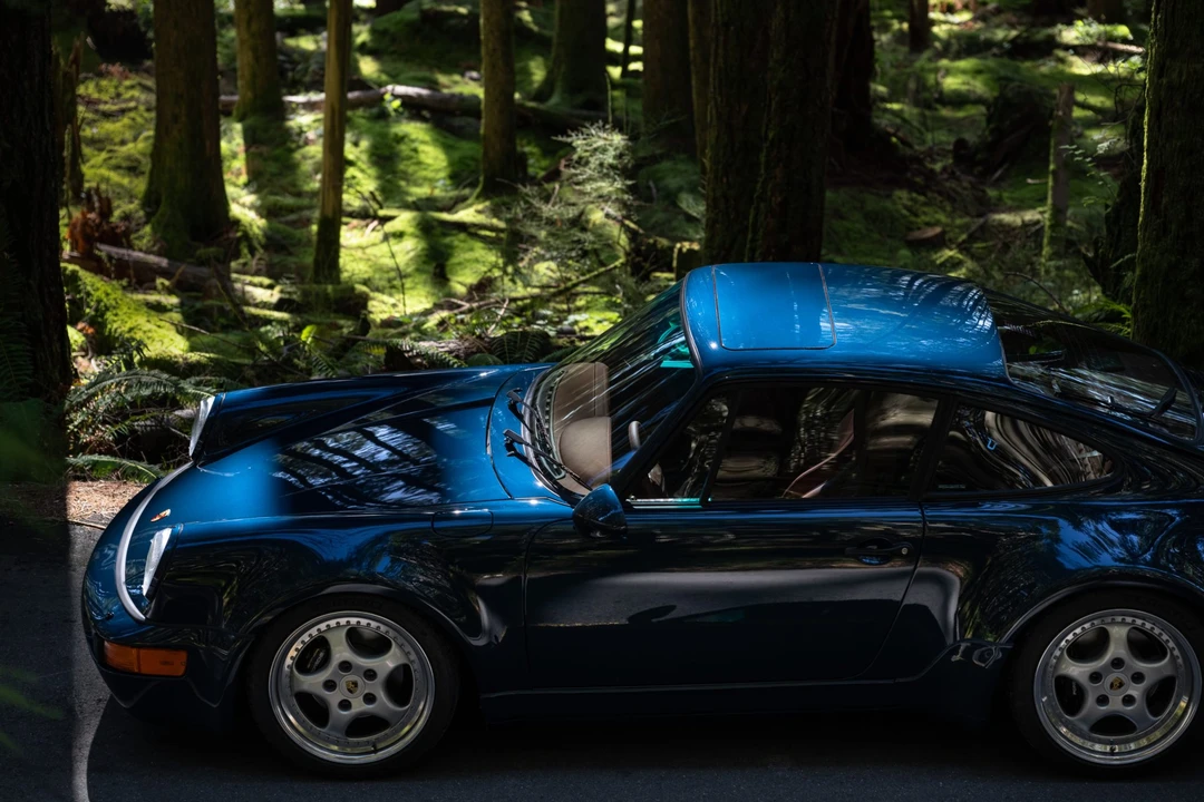 1994 Porsche 964 Carrera 4 - Image 14 of 31