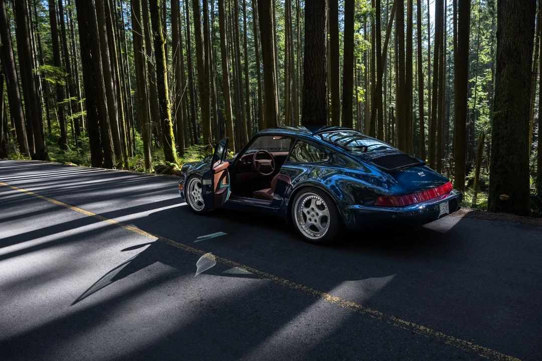 1994 Porsche 964 Carrera 4 - Image 15 of 31