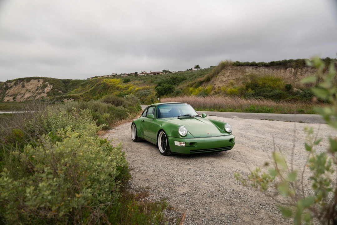 1994 Porsche 964 Carrera 4 - Image 27 of 31