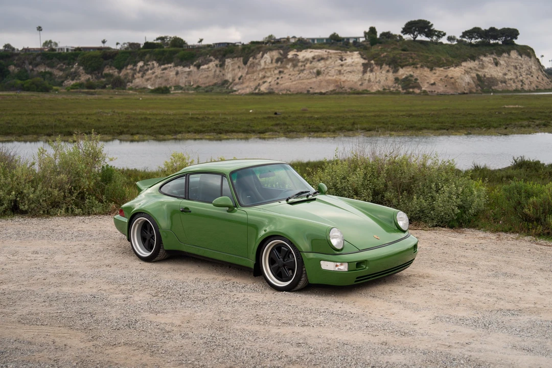 1994 Porsche 964 Carrera 4 - Image 28 of 31