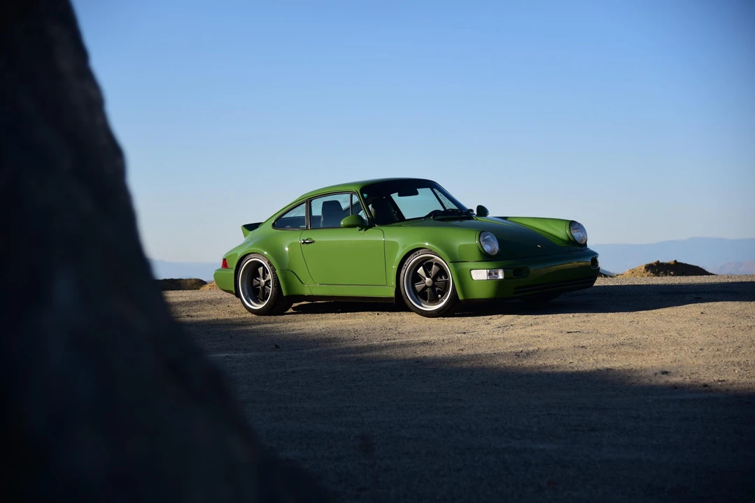 1994 Porsche 964 Carrera 4 - Image 20 of 31