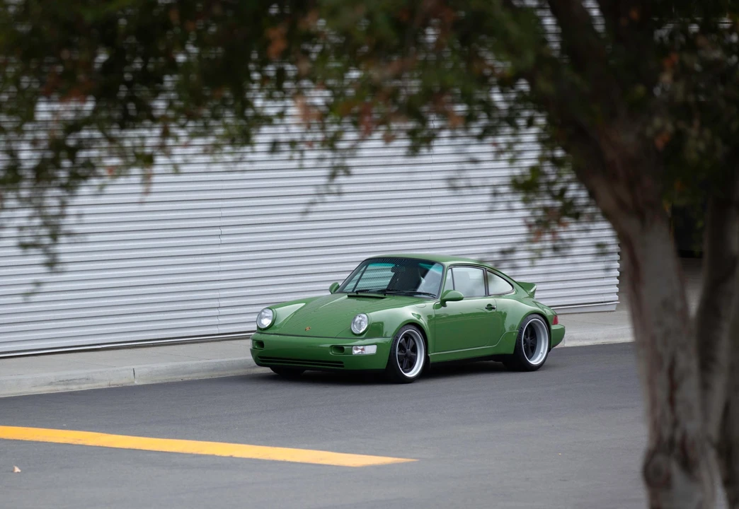 1994 Porsche 964 Carrera 4 - Image 8 of 31