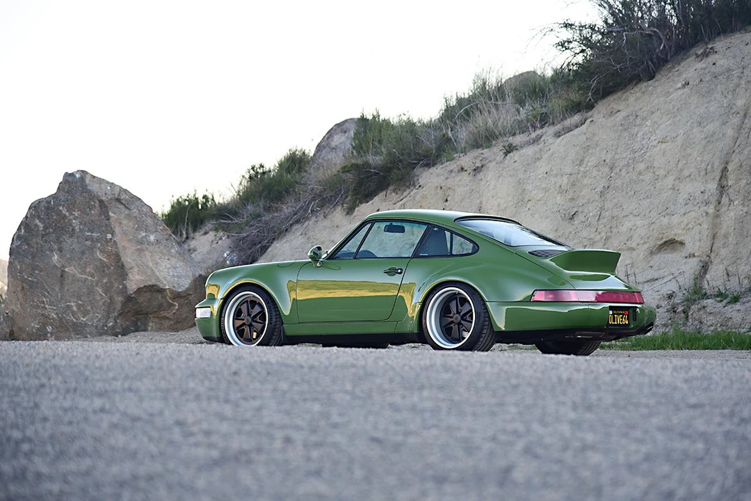1994 Porsche 964 Carrera 4 - Image 4 of 31