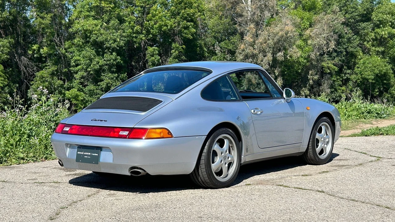 1994 Porsche 964 Carrera - Image 10 of 31