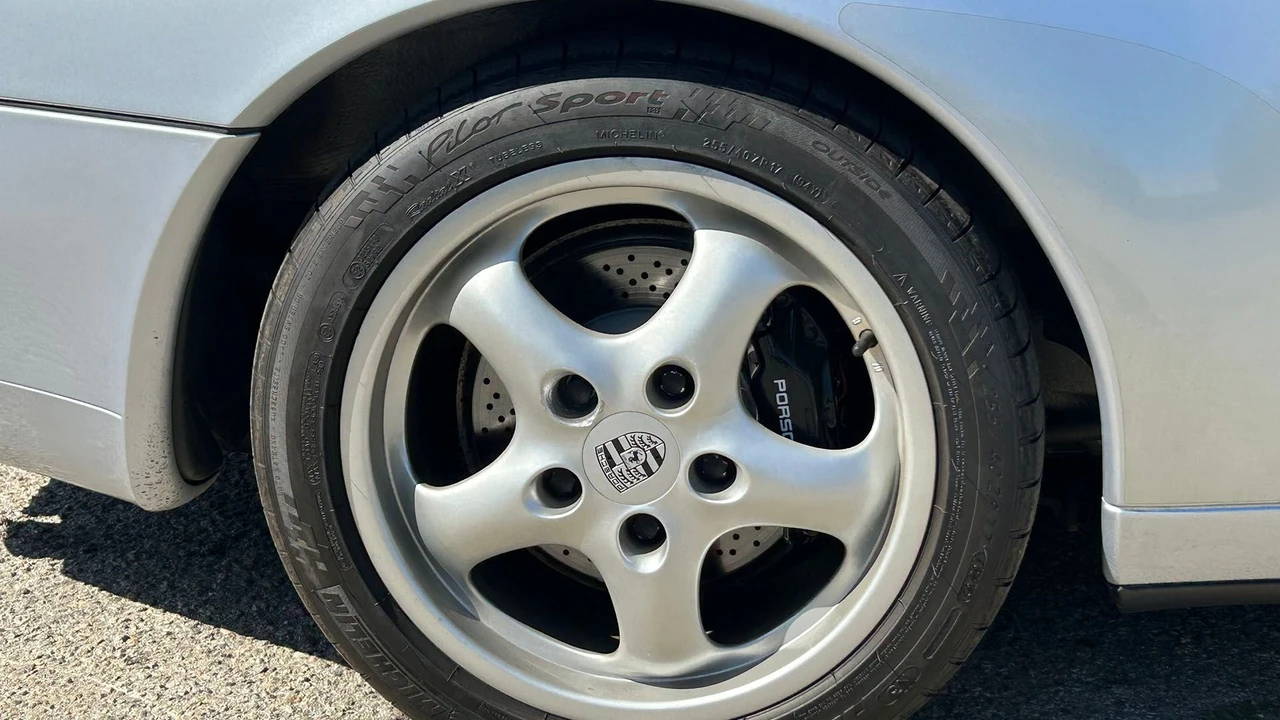 1994 Porsche 964 Carrera - Image 15 of 31