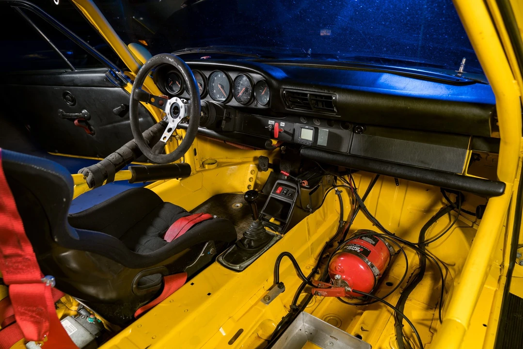 1994 Porsche 964 Carrera - Image 13 of 31