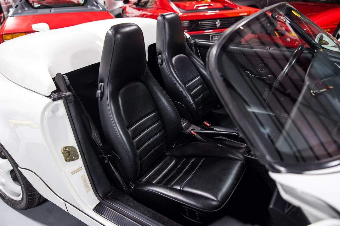 1994 Porsche 964 Speedster - Image 25 of 31