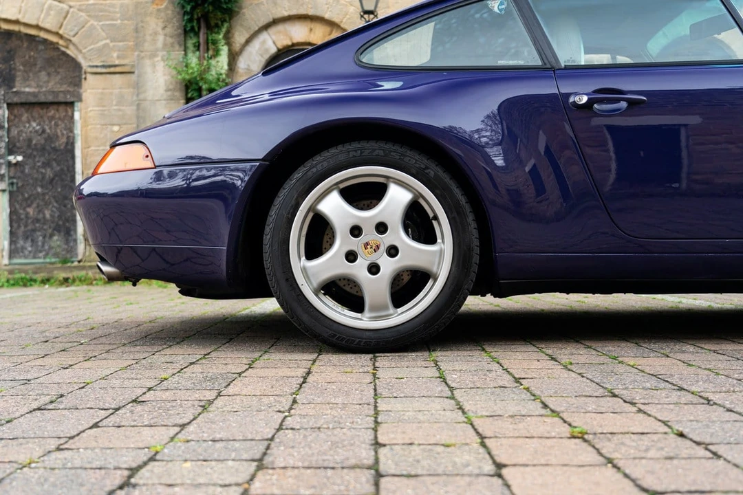 1994 Porsche 993 Carrera - Image 21 of 30
