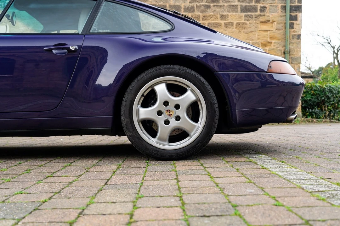 1994 Porsche 993 Carrera - Image 20 of 30