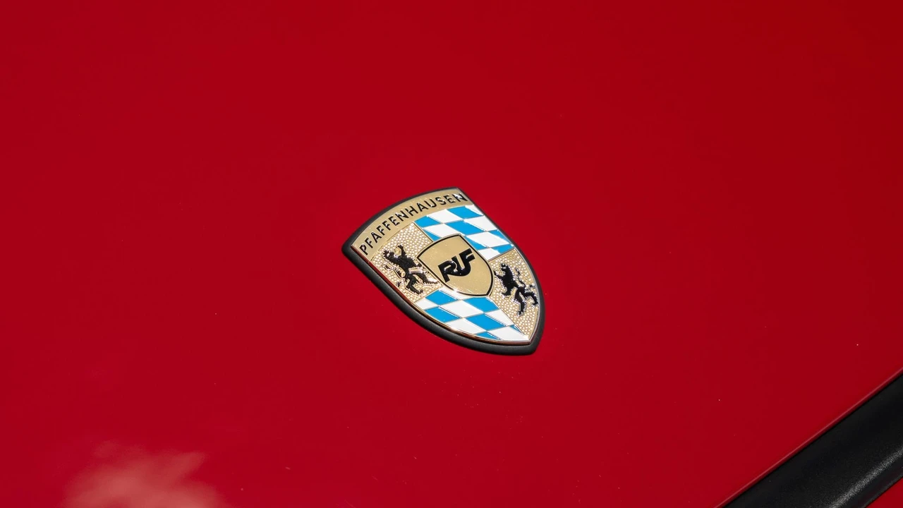 1994 Porsche 911 - Image 6 of 31
