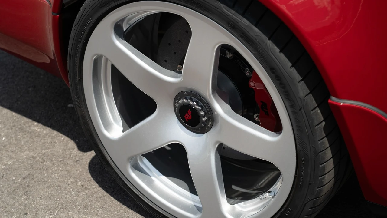 1994 Porsche 911 - Image 25 of 31