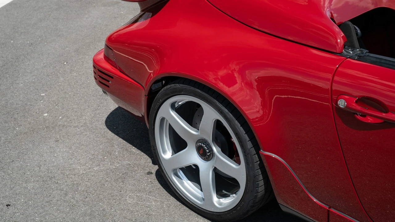 1994 Porsche 911 - Image 29 of 31