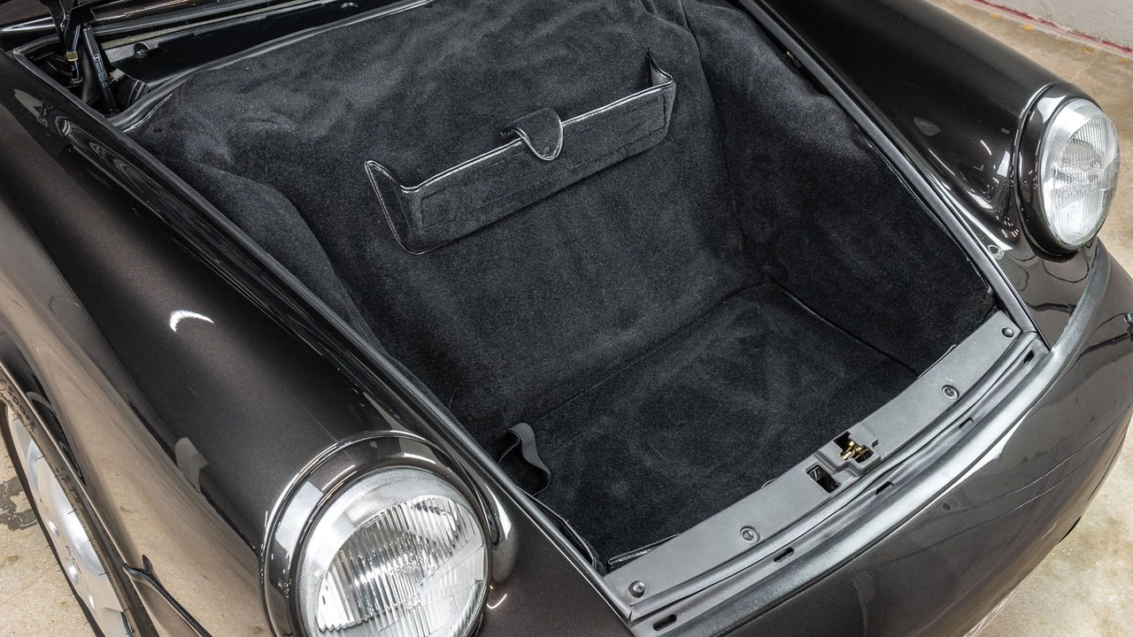 1994 Porsche 964 Speedster - Image 6 of 19