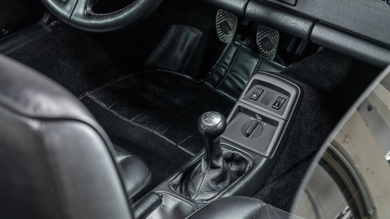 1994 Porsche 964 Speedster - Image 19 of 19