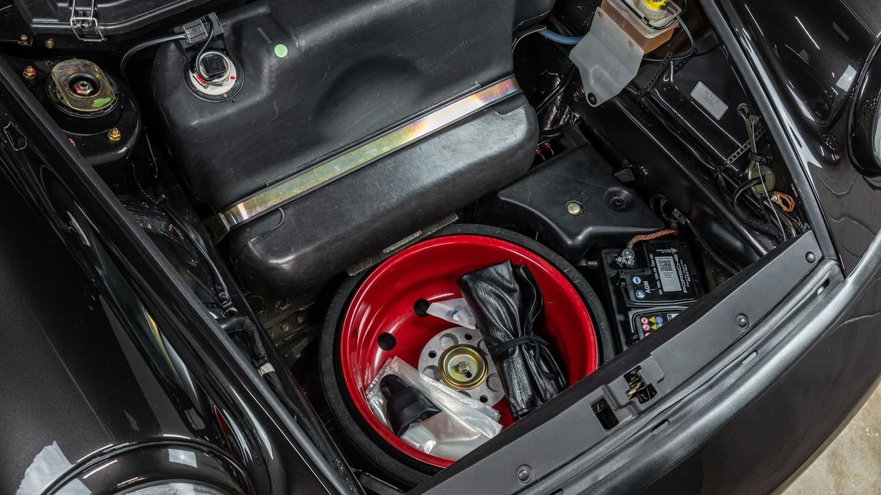 1994 Porsche 964 Speedster - Image 5 of 19