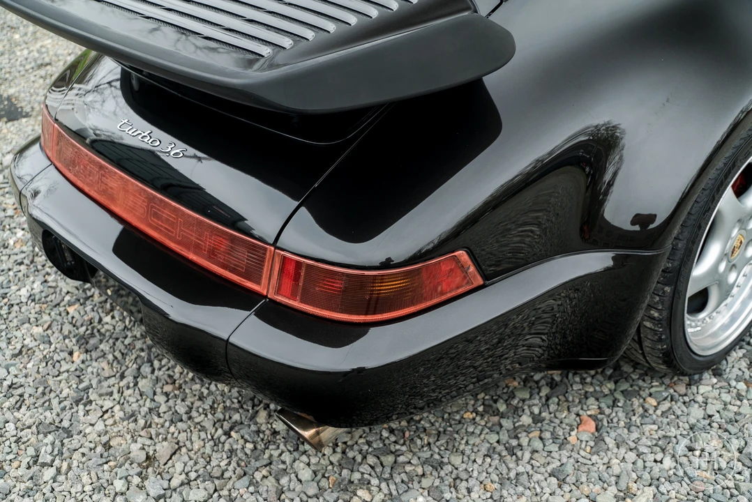 1994 Porsche 964 Turbo - Image 26 of 31