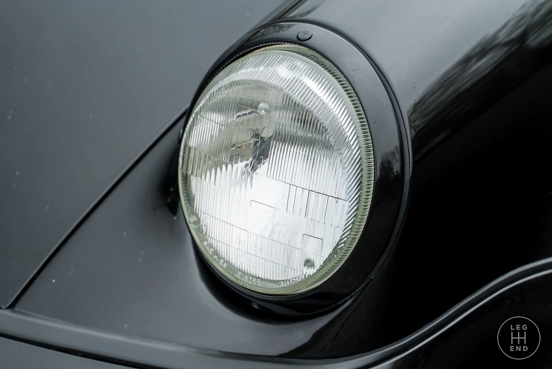 1994 Porsche 964 Turbo - Image 18 of 31