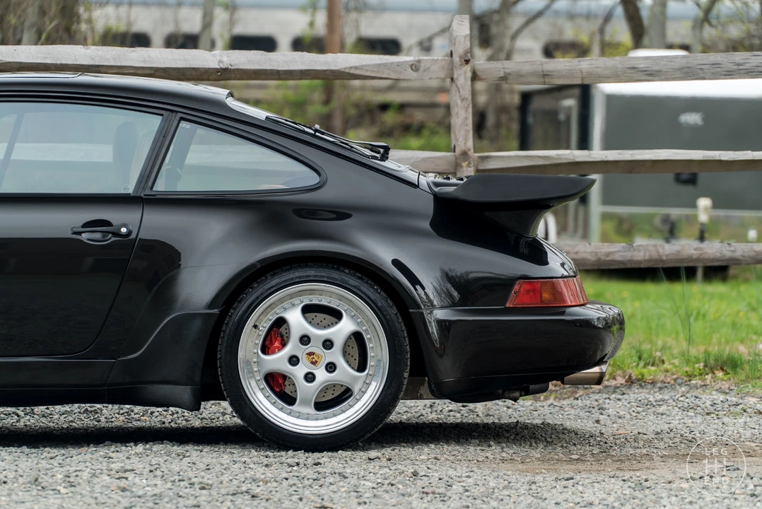 1994 Porsche 964 Turbo - Image 9 of 31