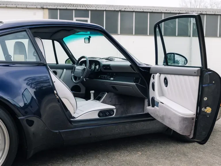 1994 Porsche 964 Turbo - Image 10 of 31