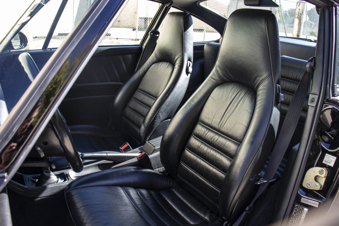 1994 Porsche 964 Turbo - Image 25 of 31