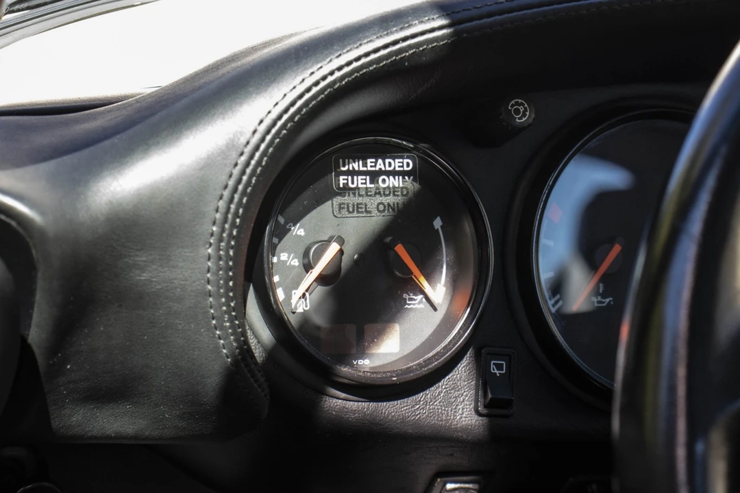 1994 Porsche 964 Turbo - Image 18 of 31