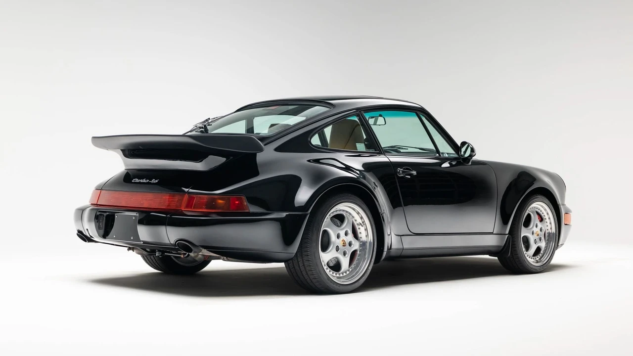 1994 Porsche 964 Turbo - Image 15 of 31