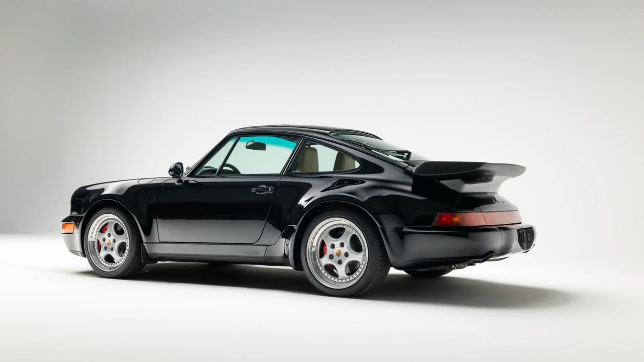 1994 Porsche 964 Turbo - Image 24 of 31