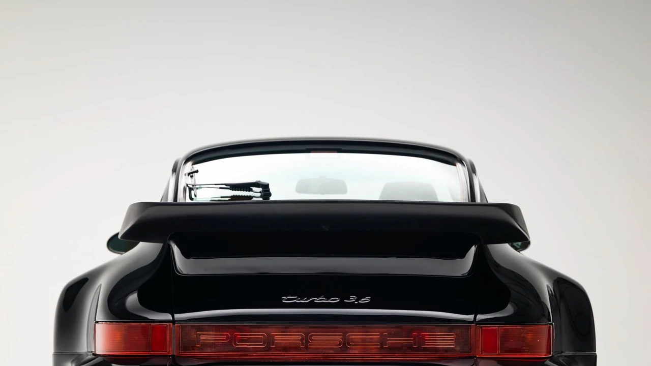 1994 Porsche 964 Turbo - Image 11 of 31