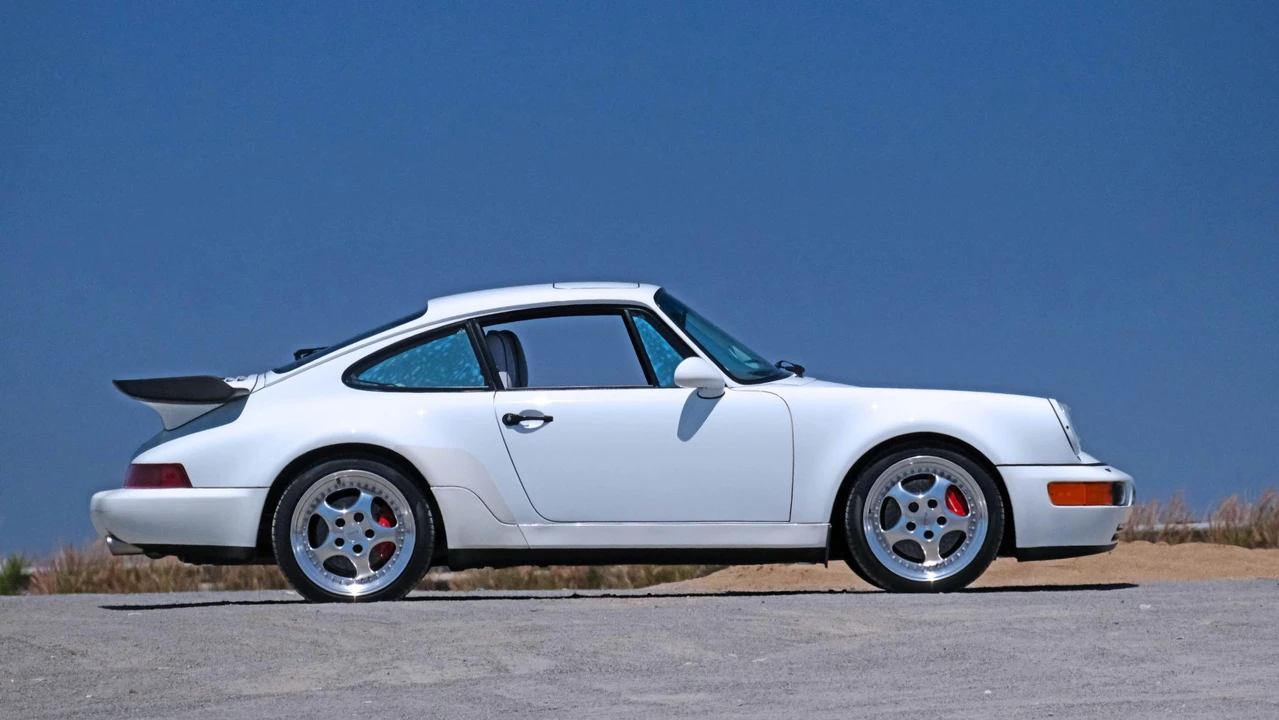 1994 Porsche 964 Turbo - Image 23 of 31