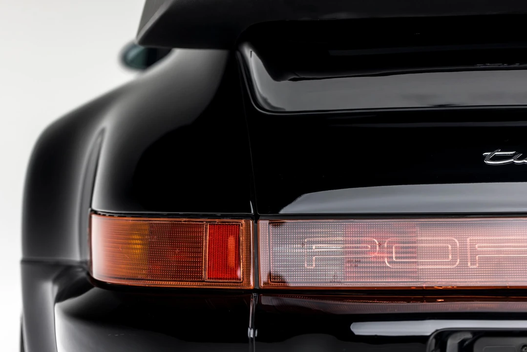 1994 Porsche 964 Turbo - Image 26 of 31