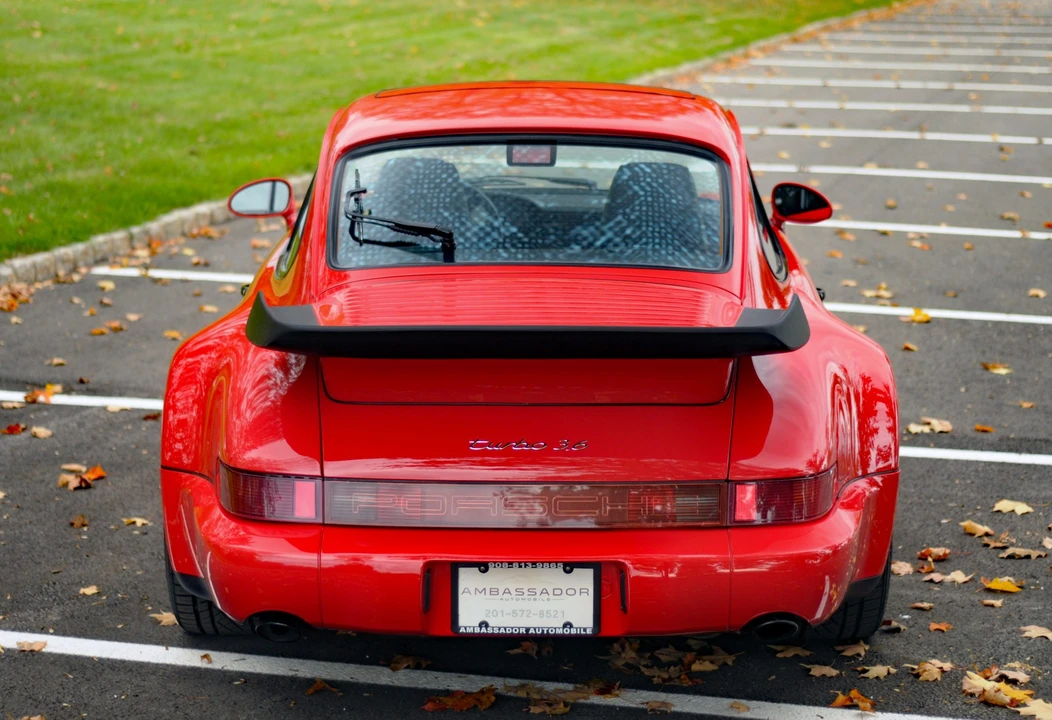 1994 Porsche 964 Turbo - Image 8 of 31