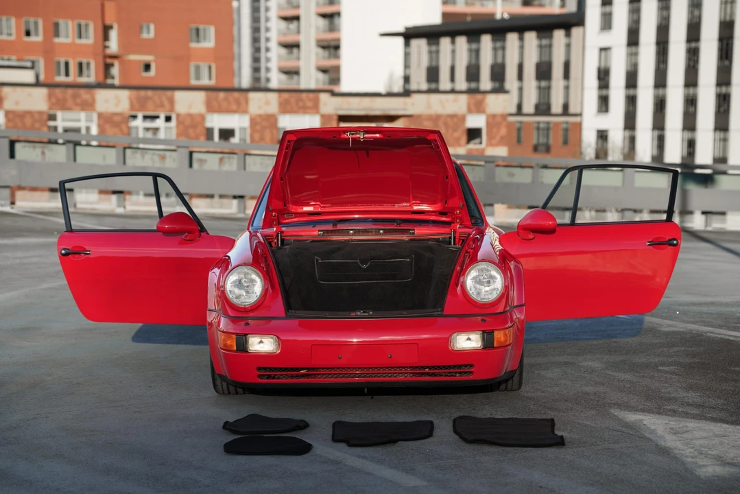 1994 Porsche 964 Turbo - Image 25 of 31