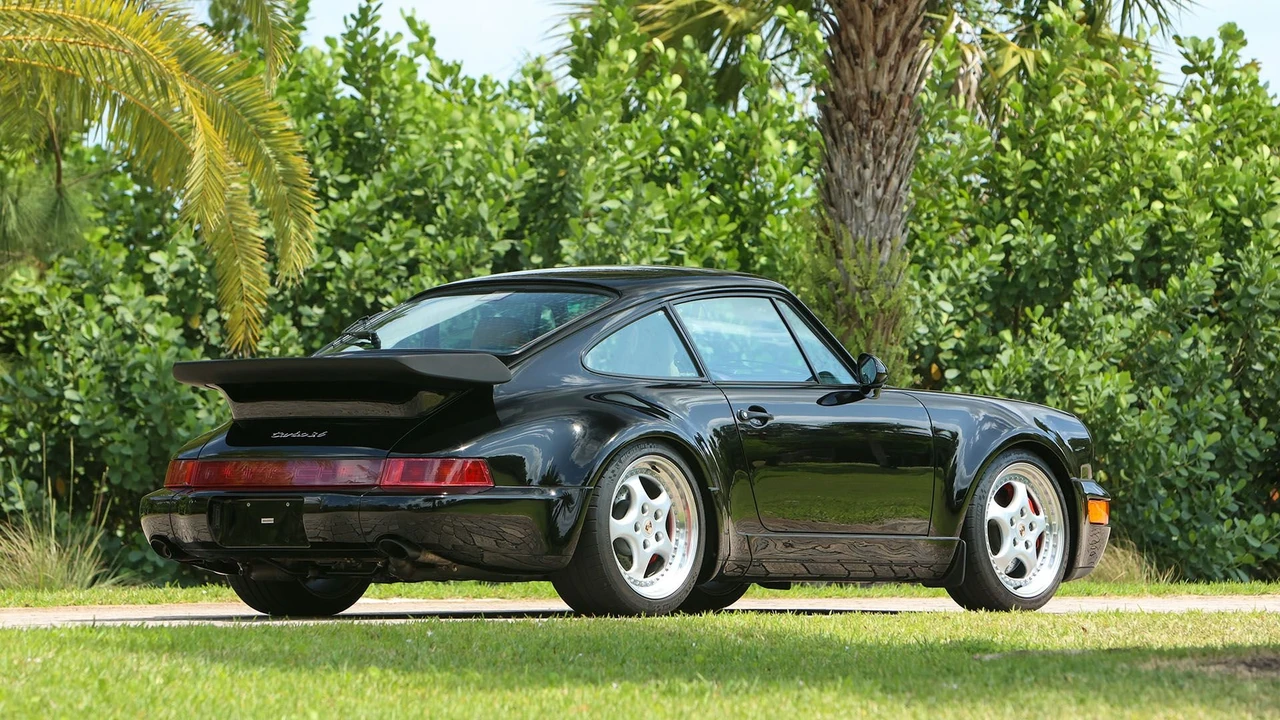 1994 Porsche 964 Turbo - Image 10 of 31