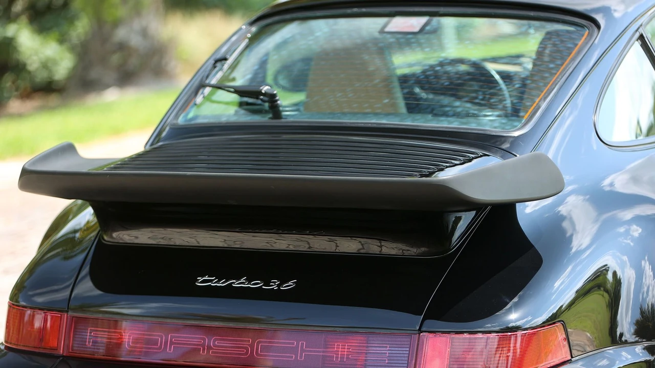1994 Porsche 964 Turbo - Image 16 of 31