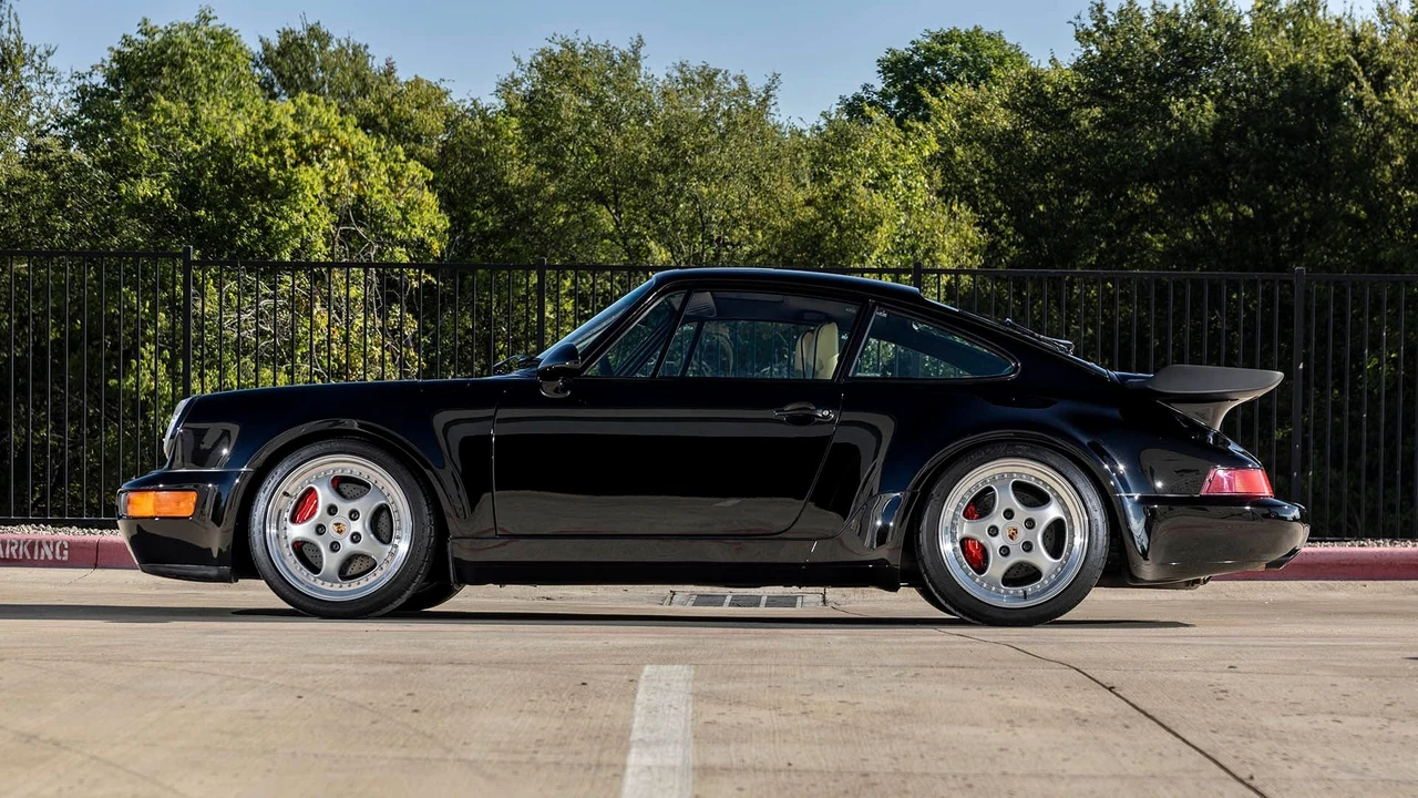 1994 Porsche 964 Turbo - Image 11 of 31