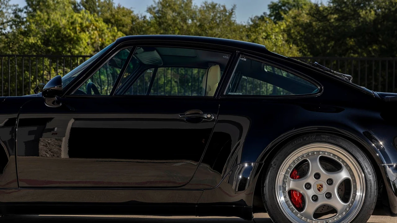 1994 Porsche 964 Turbo - Image 19 of 31