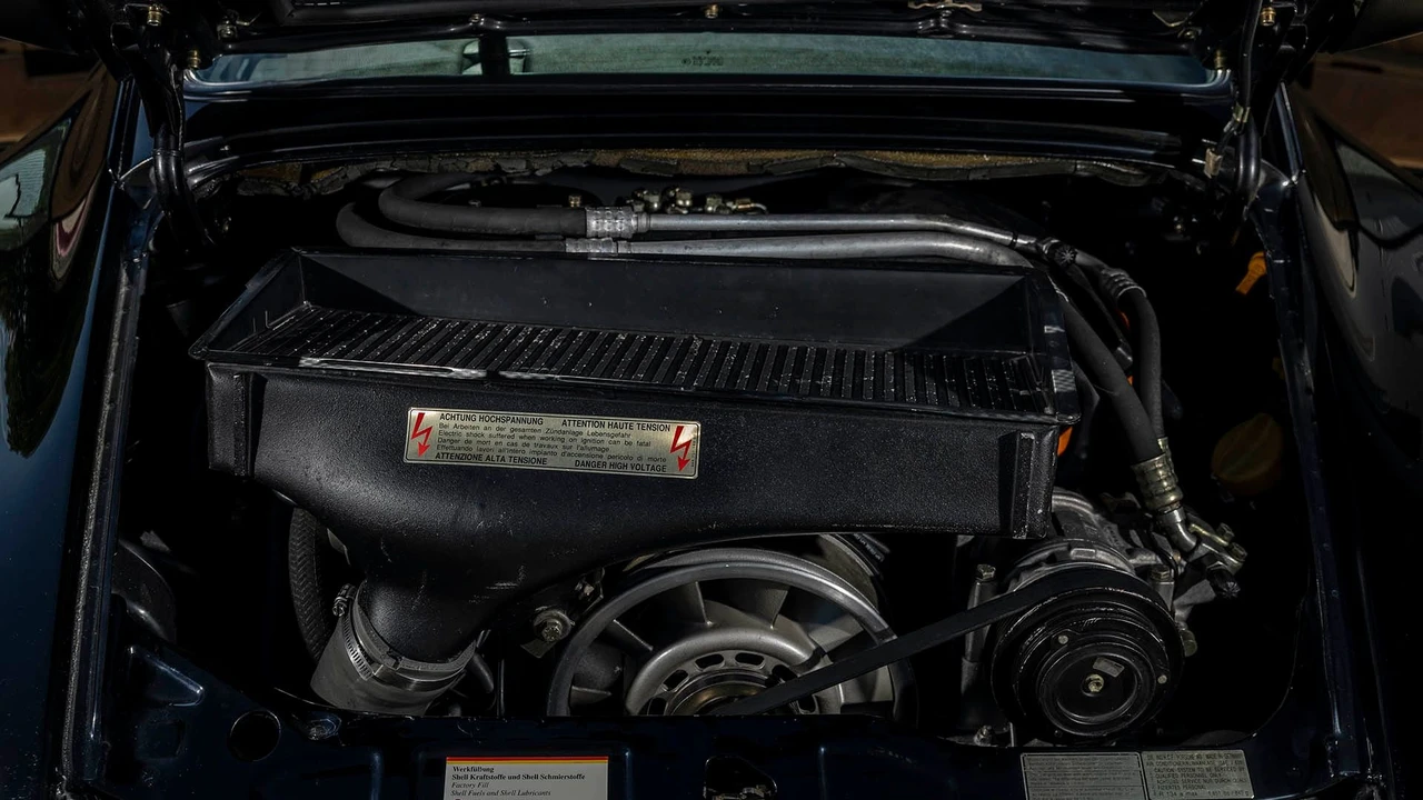 1994 Porsche 964 Turbo - Image 7 of 31