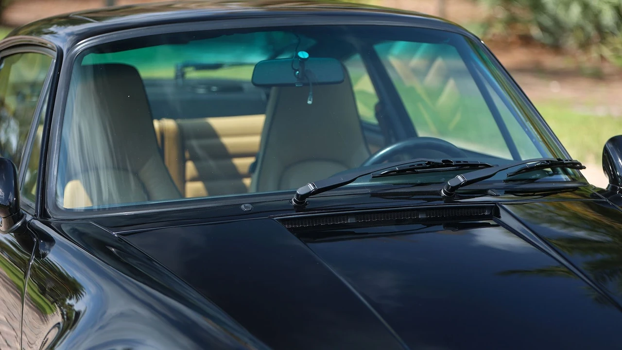 1994 Porsche 964 Turbo - Image 29 of 31
