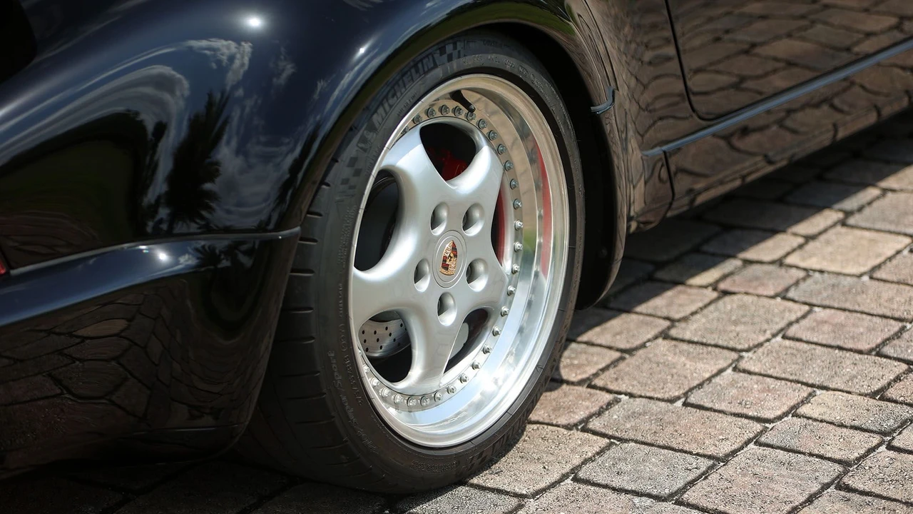 1994 Porsche 964 Turbo - Image 20 of 31