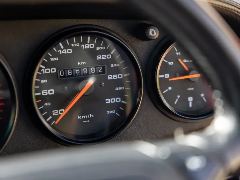1994 Porsche 964 Turbo - Image 11 of 31