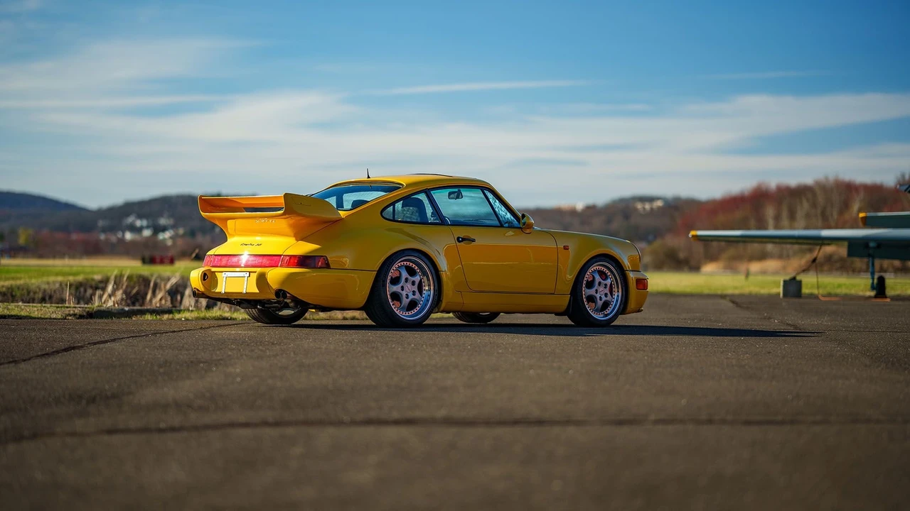 1994 Porsche 964 Turbo - Image 19 of 31
